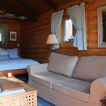 Rocky Mountain Cabins And Home Golden Dış mekan fotoğraf