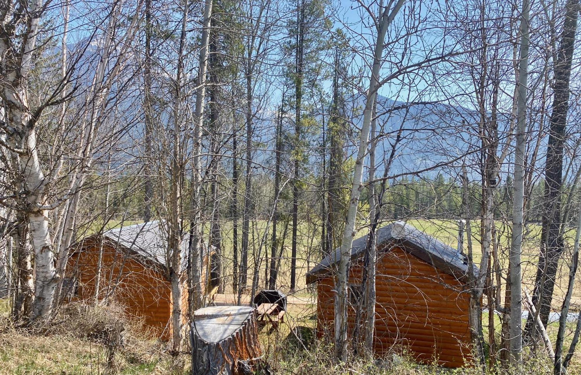 Rocky Mountain Cabins And Home Golden Dış mekan fotoğraf